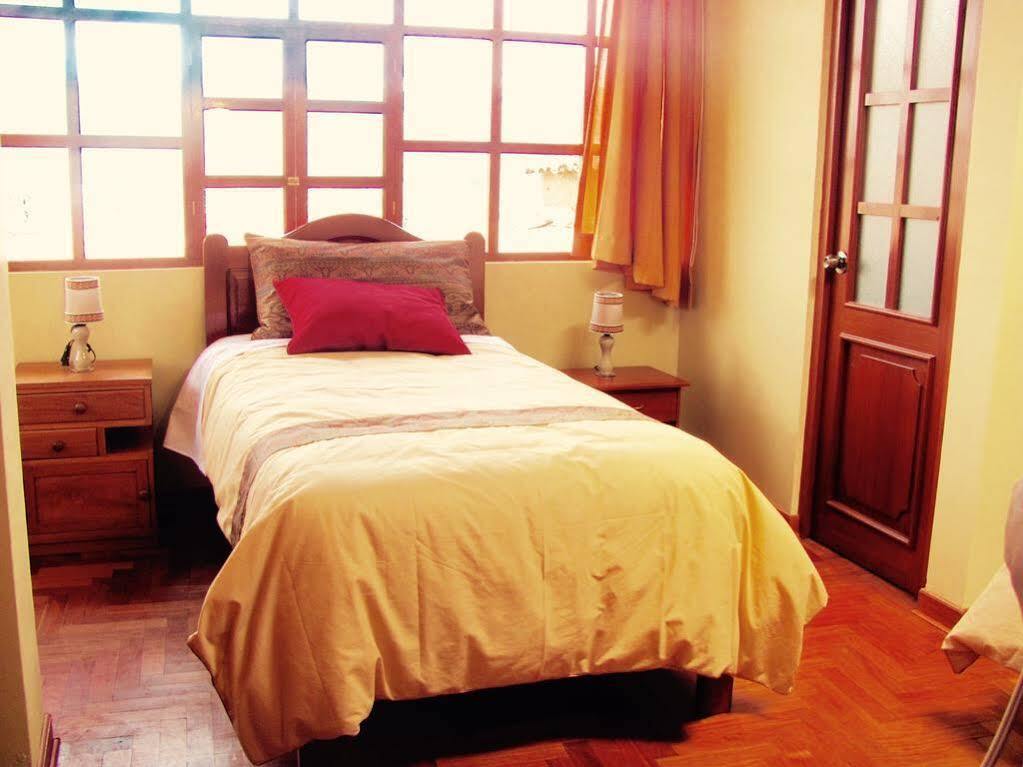 Kuska Hostal Cuzco Esterno foto